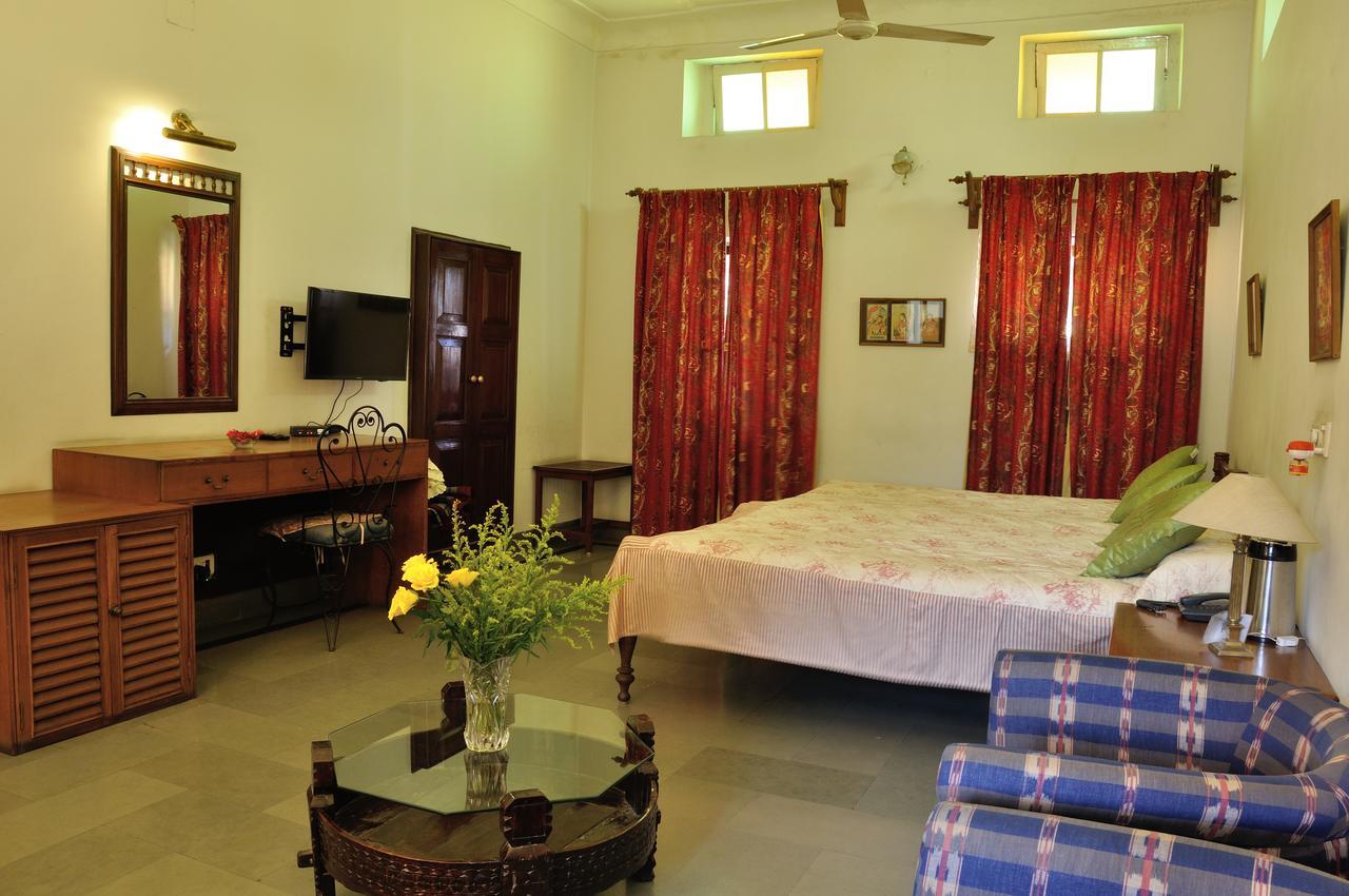 Sukhdham Kothi Hotel Kota  Exterior photo